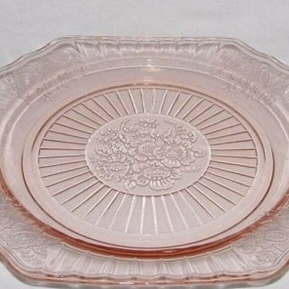 Set of 2 Pink Depression Glass Luncheon Plates (8 1/2") - Picture 3 of 8
